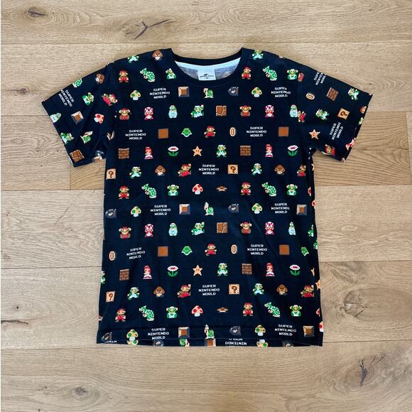 Universal Studios Japan x Super Nintendo World - Crew Neck tee in Black Multi - Picture 1 of 4